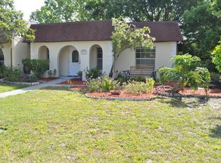 9823 83rd Way, Seminole, FL 33777