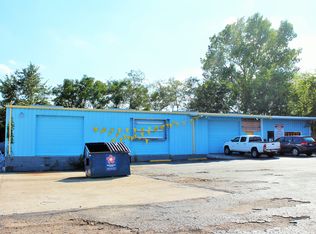 919 W 1st St, Mount Pleasant, TX 75455