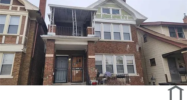 5090 Maplewood St #UPPER