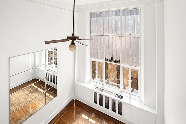 Sold by Douglas Elliman | media 14