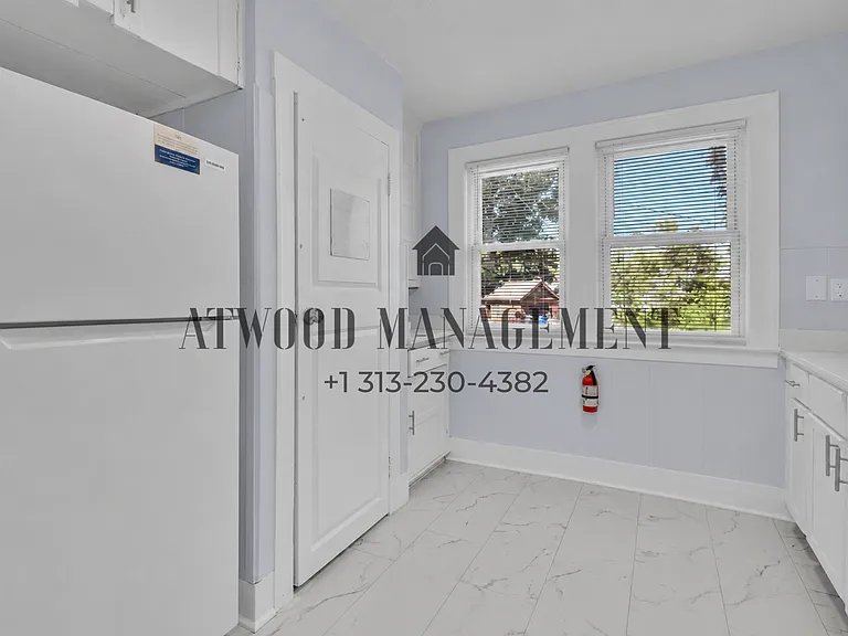 17815 McIntyre St — Photo 6