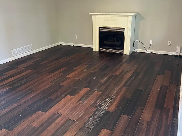 E Cherokee Dr — Photo 6