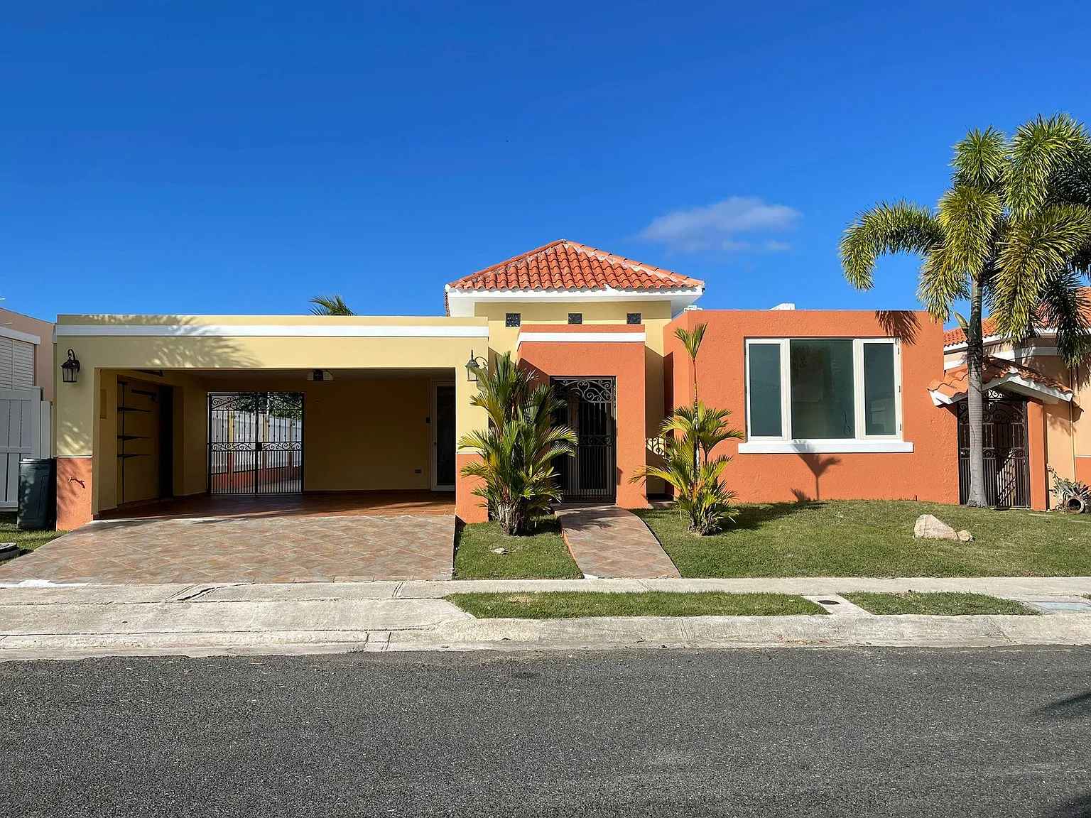 128 Calle Icaco — Photo 1