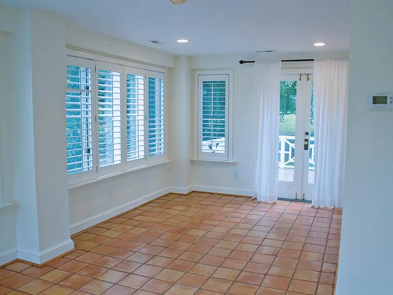 616 Walker Rd — Photo 13