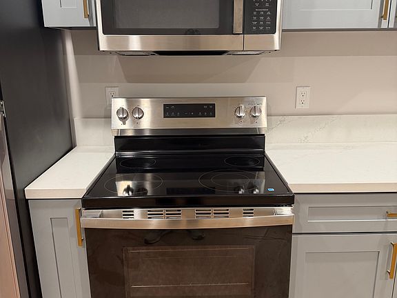 5th image of 3317 California St #3/4