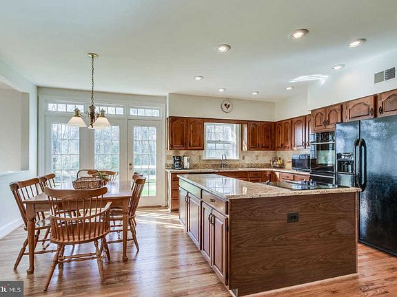 4th image of 15425 Eagle Tavern Ln