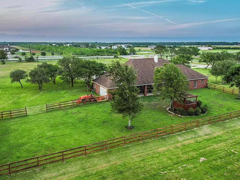 7630 Savannah Plantation Dr — Photo 16