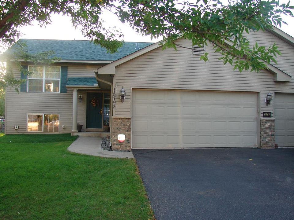1st image of 18793 Dupont Way