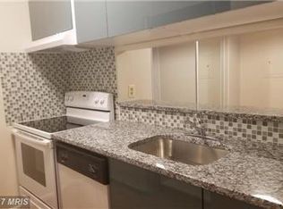 1649 Carriage House Ter #1649-E, Silver Spring, MD 20904