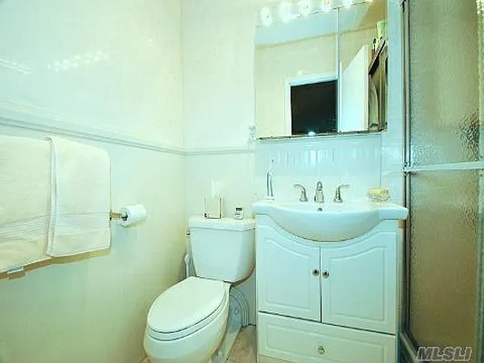 Sold by Prime Realty | media 16