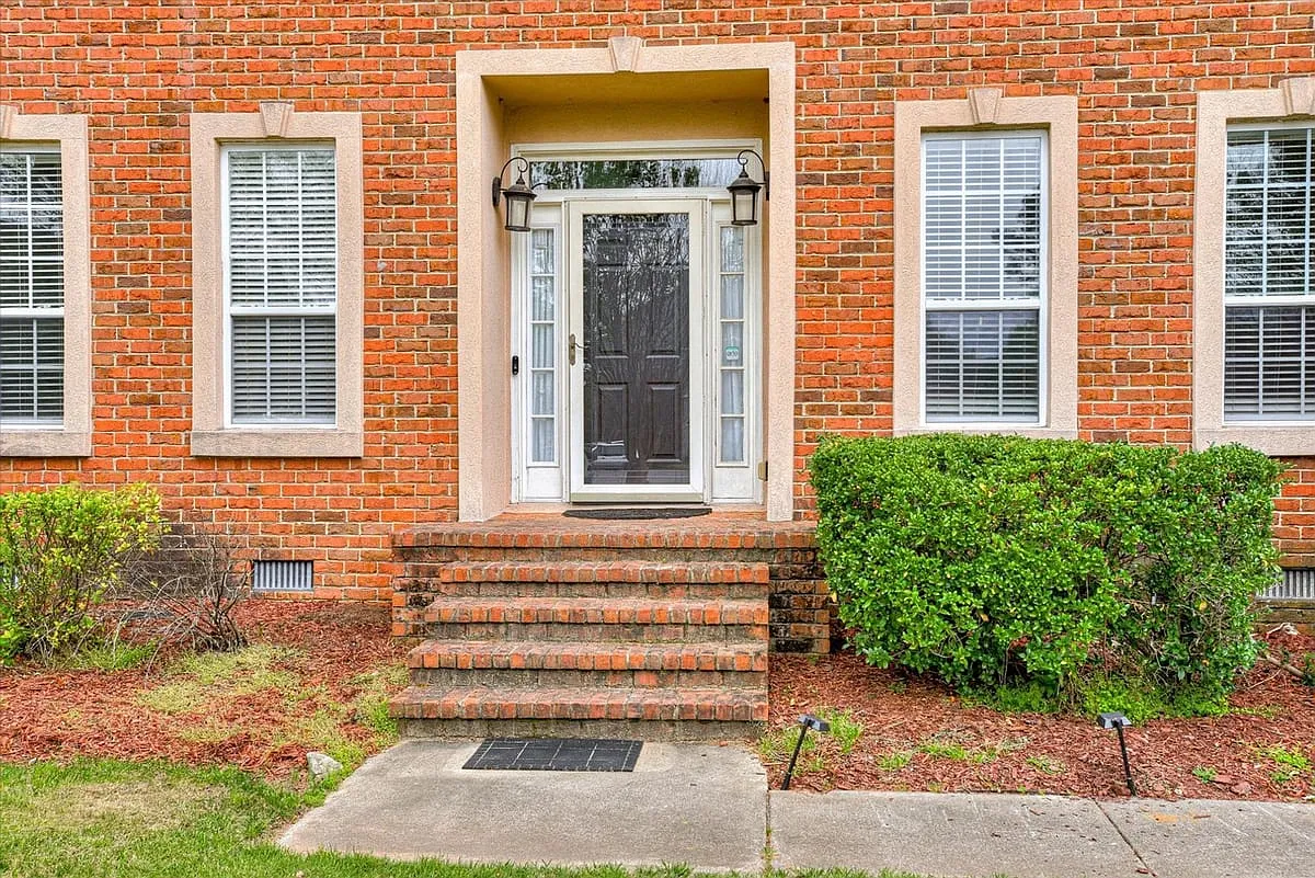 4363 Wisteria Court — Photo 3