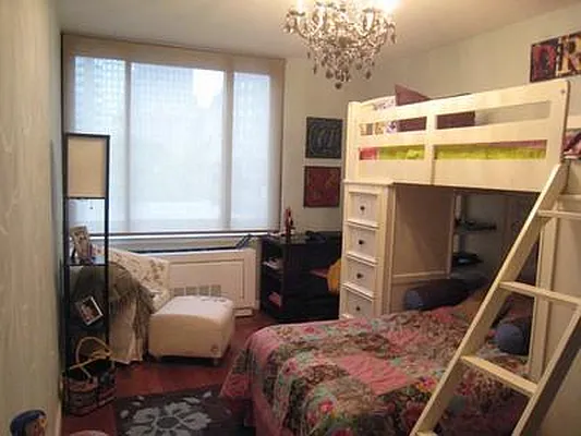 Sold by Remax at the Battery | media 13