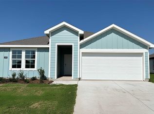 1202 Breezy Oak Dr, Nevada, TX 75173