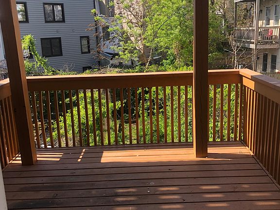 5th image of 1822 W Girard Ave #B