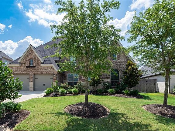 2nd image of 3919 Teal Bay Ln