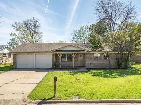 1109 David Dr, Euless, TX 76040