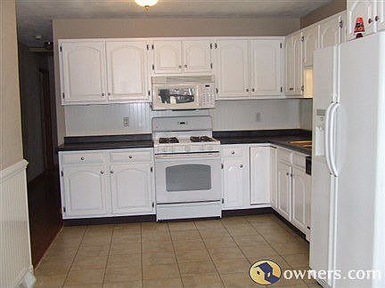 Updated kitchen including all appliances