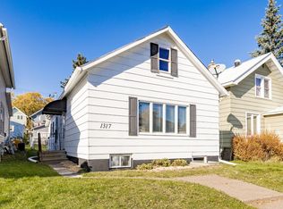 1317 E 9th St, Duluth, MN 55805
