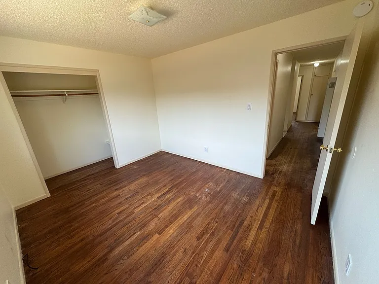 870 Pearl Dr — Photo 7
