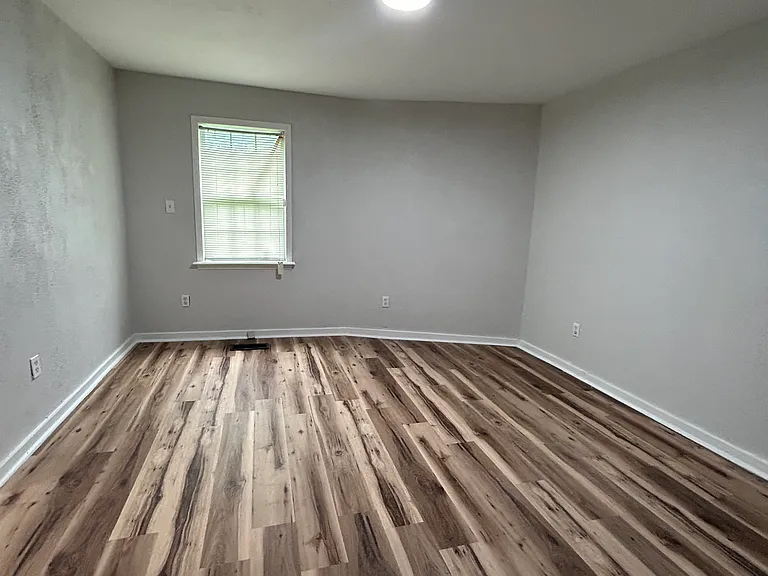 167 Treehaven Dr — Photo 13