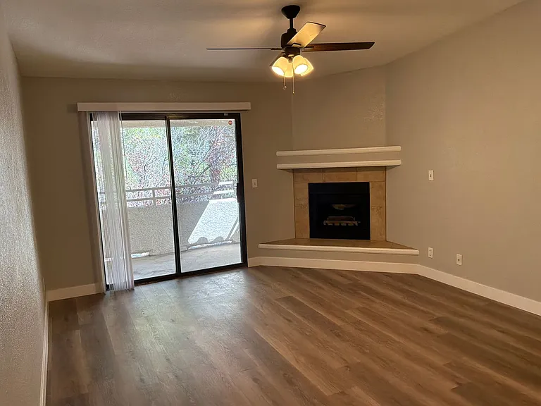 2635 S Durango Dr #201 — Photo 5
