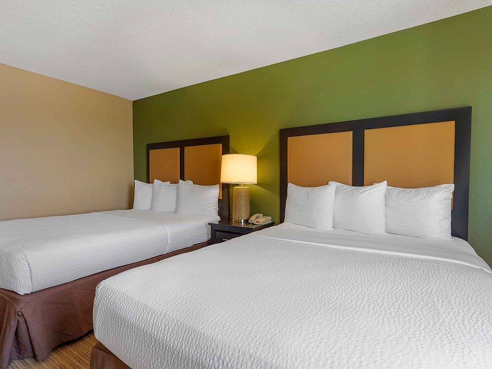 1 Bedroom Suite - 2 Queen Beds