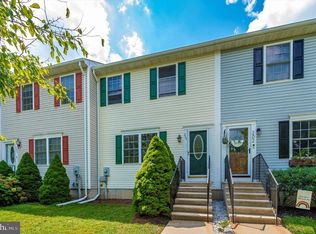 204 N Towne Ct, Mount Airy, MD 21771