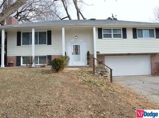 5435 Bay Meadows Rd, Omaha, NE 68127