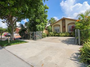 2843 W 73rd St, Hialeah, FL 33018