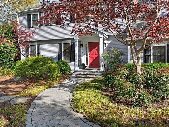 2nd image of 218 Fishneck Landing Rd