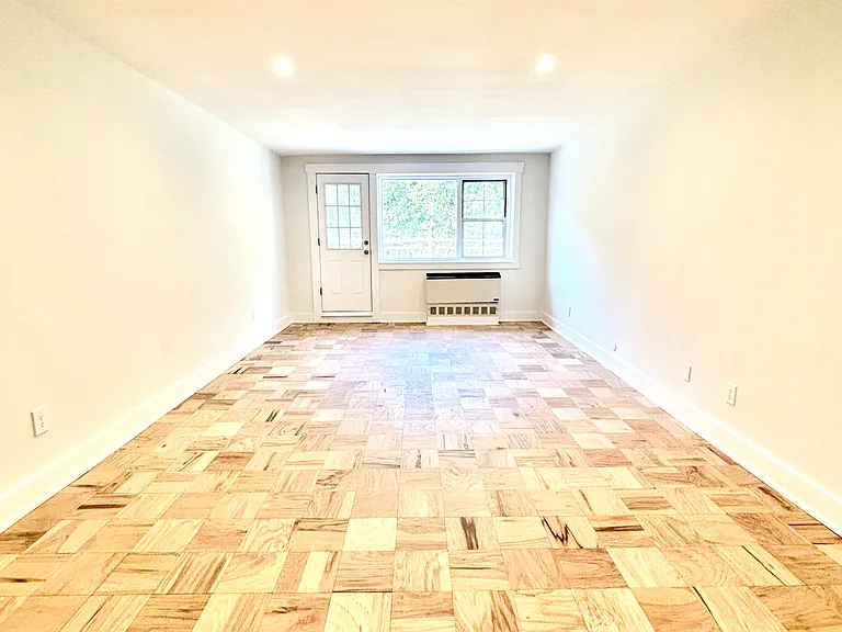 The Chalet Apartments — Photo 59