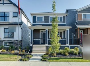 174 SW Mitchell Rd NW, Calgary, AB T3R2G6