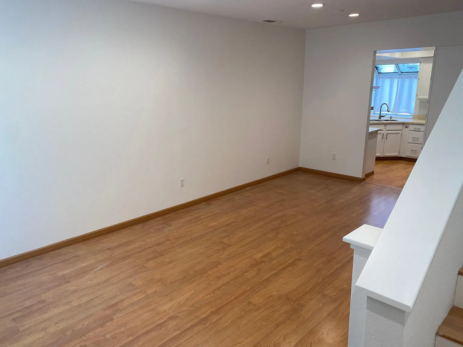 2 bed, 1.5 bath, 1000 sqft, $3,450 — Photo 2