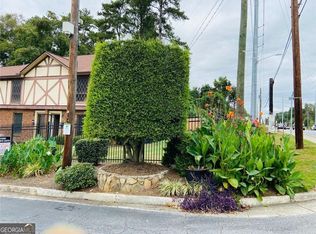 3293 Abbeywood Dr, Decatur, GA 30034