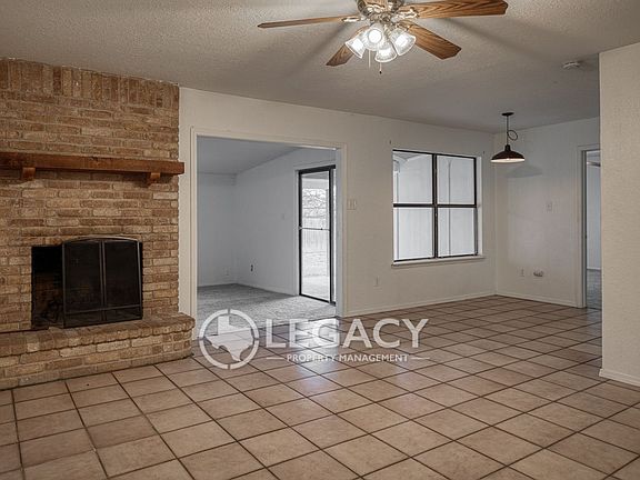 5th image of 104 Sombrero Dr