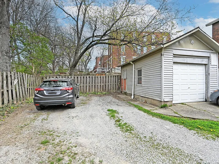 336 Warner St — Photo 28