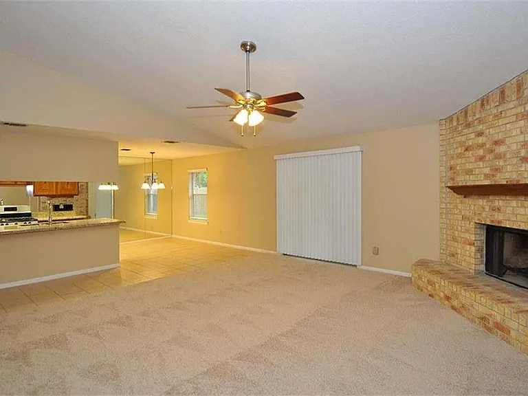 5119 Creek Shadows Dr — Photo 4