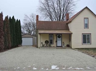 214 Pleasant St, Osage, IA 50461