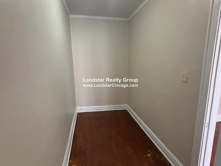 4931 N Whipple St #2E — Photo 4