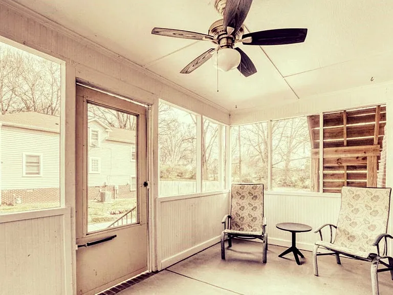 639 E Iredell Ave #1 — Photo 7