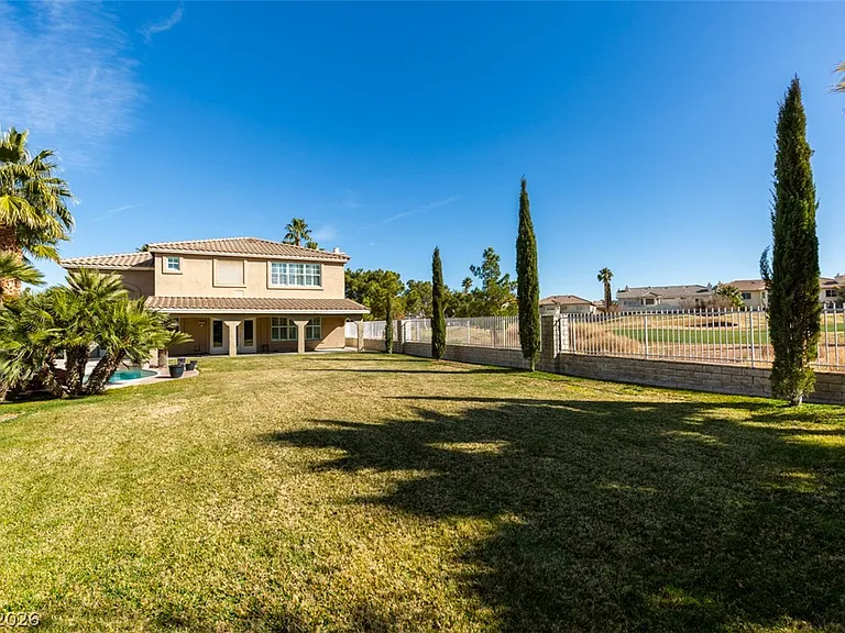 152 Ultra Dr — Photo 3