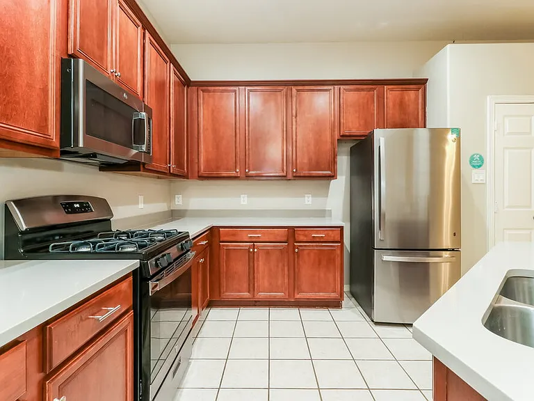 2307 Jefferson Crossing Dr — Photo 8