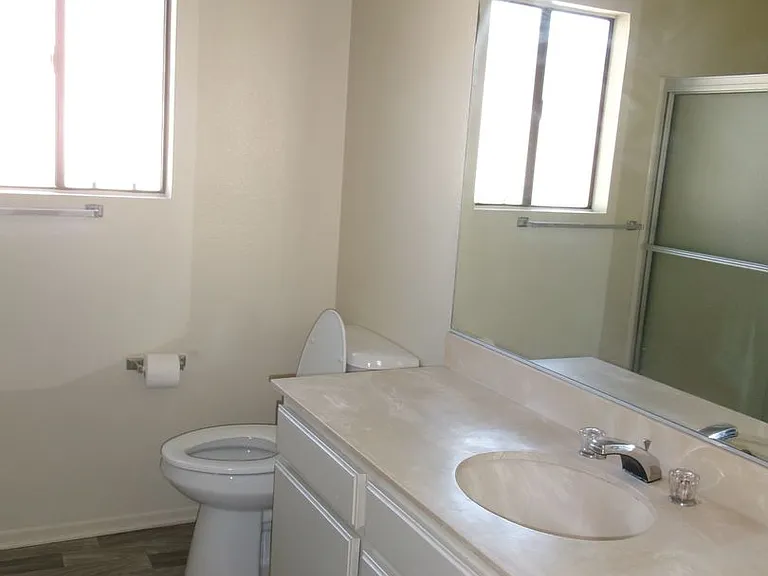4943 Embassy Way — Photo 6