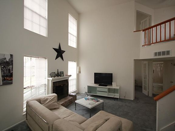 5th image of 2526 Silver Cypress Dr