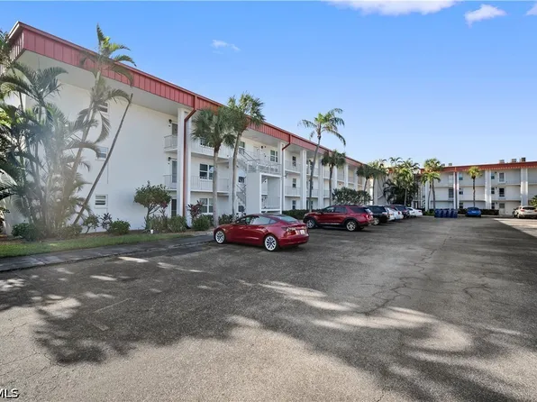 1700 Pine Valley Dr APT 208, Fort Myers, FL 33907