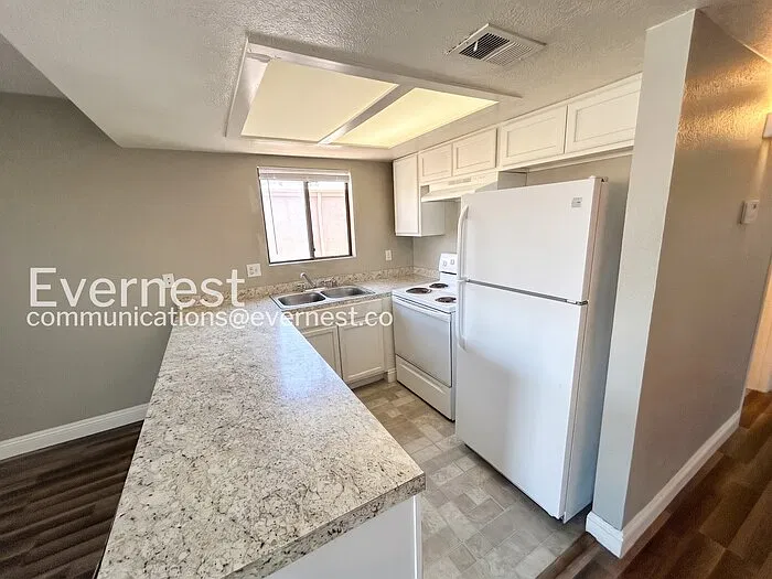 2 bed, 2.0 bath, 970 sqft, $1,250 — Photo 4