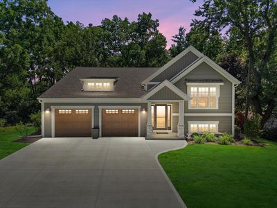 W242N6316 Oak DRIVE, Sussex, WI, 53089