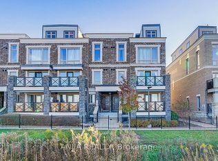20 Dunsheath Way #304, Markham, ON L6B 1N3