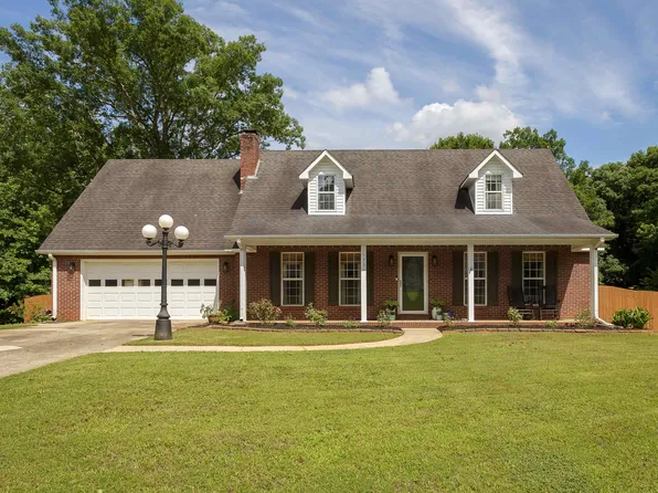 133 Whisperwood Trl, Florence, AL 35633