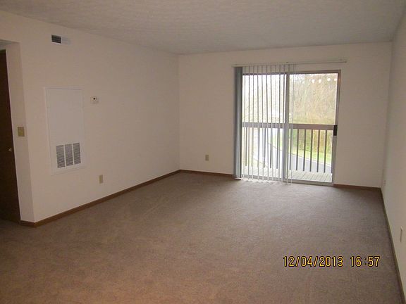 Living room - sliding glass door to balcony